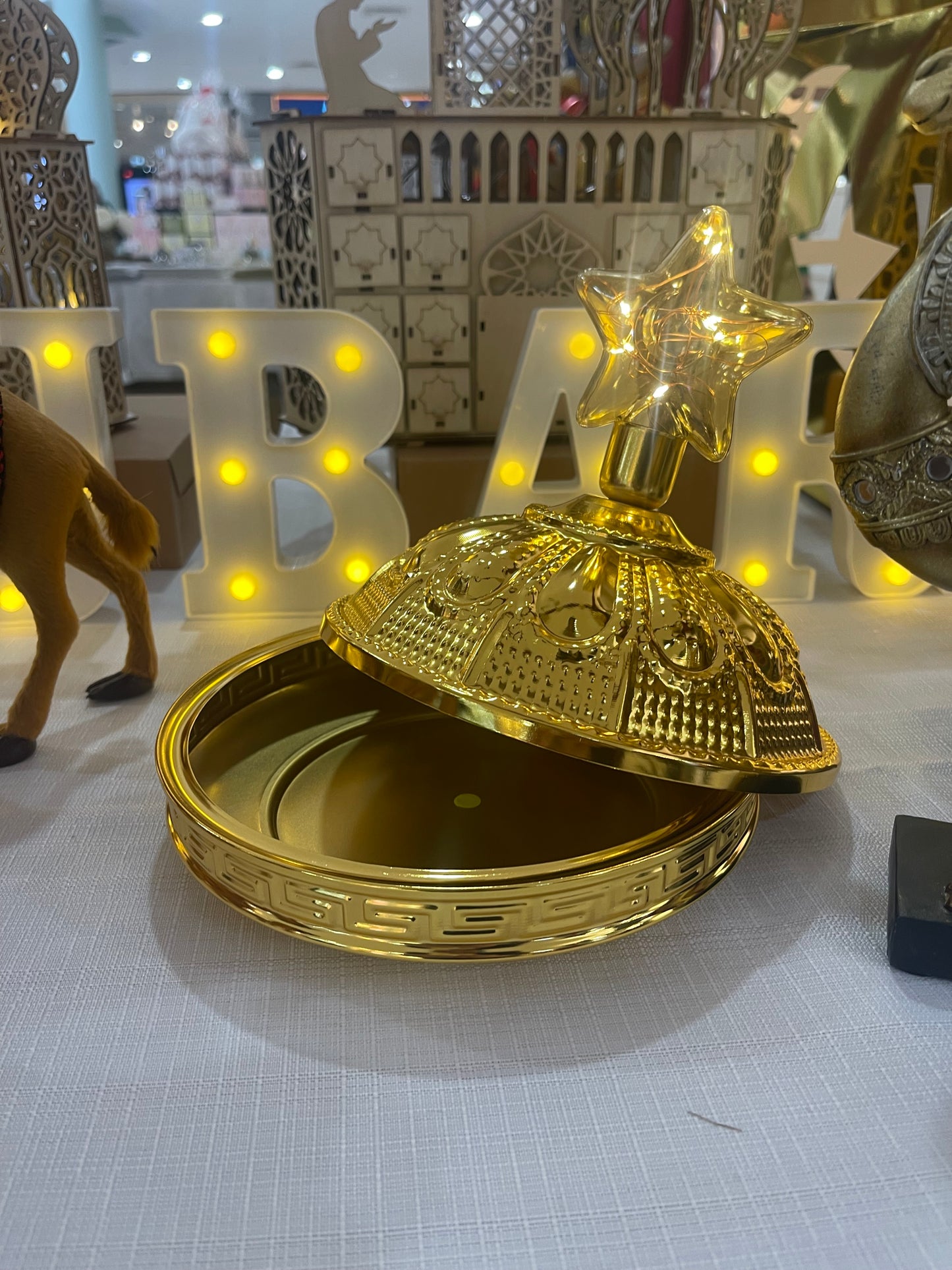 Star lighting serving tray