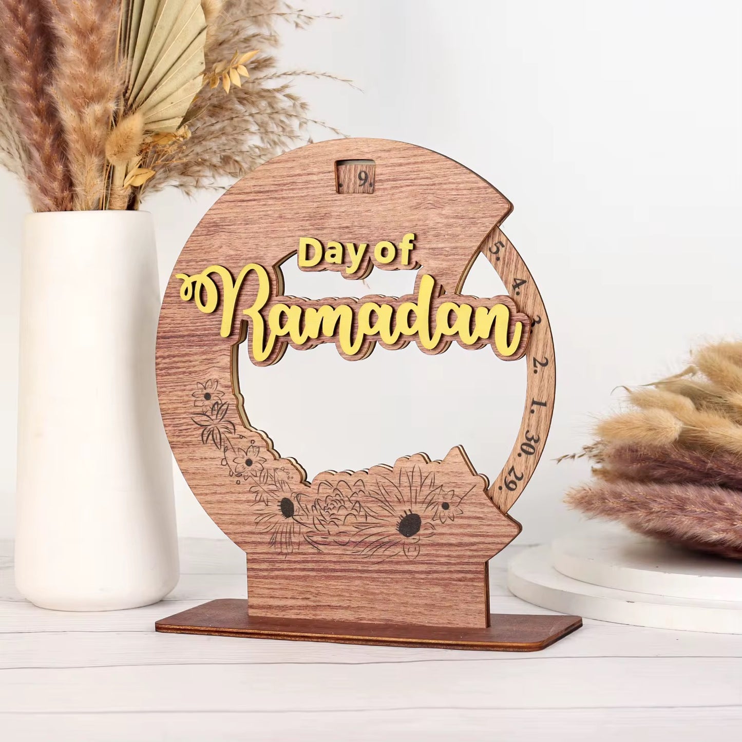 Wood wheel Ramadan countdown