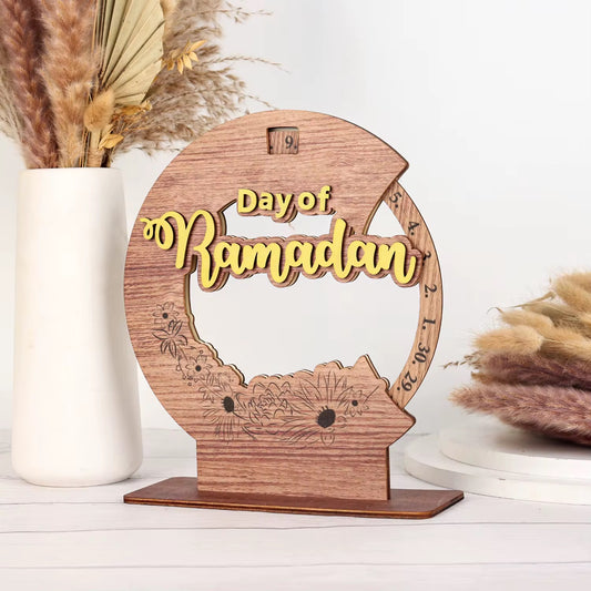 Wood wheel Ramadan countdown